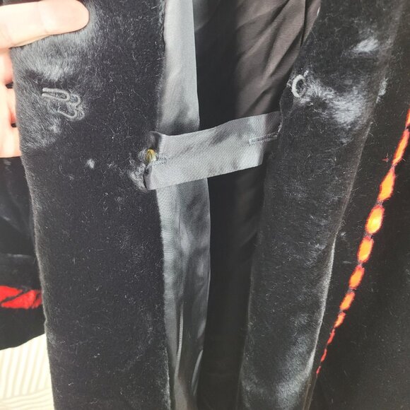 Vintage Faux Fur Coat Plus Size 3X 4X Black Red Long Warm Winter Alt Whimsigoth - Picture 7 of 11